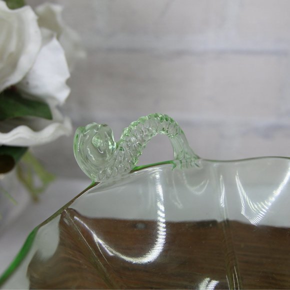 URANIUM GLASS BOWL circa 1920 by Fenton koi fish handles glow glass candy dish - Picture 8 of 9